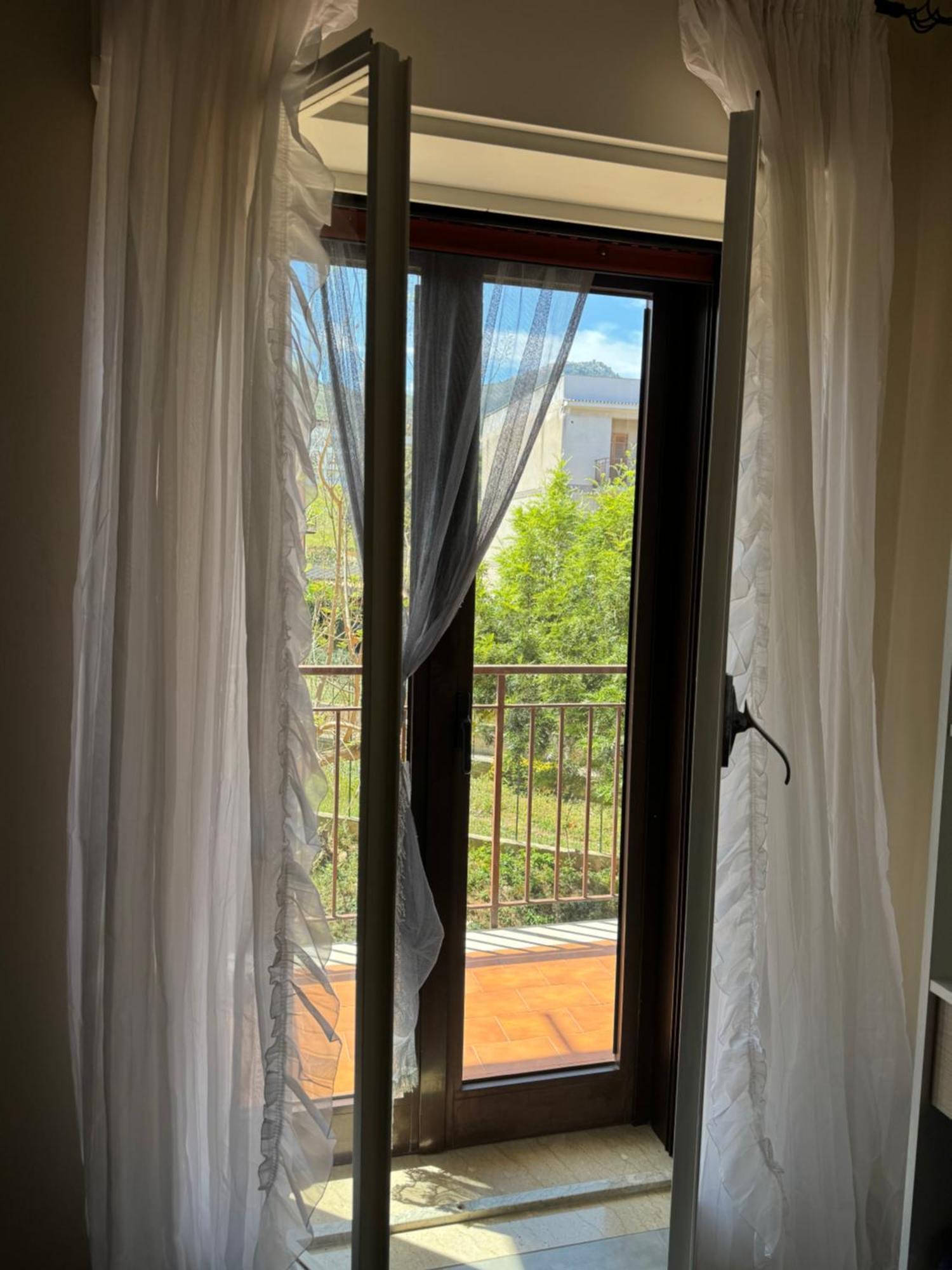 B&B Aria Di Mare - Pollina Sicilia Finale Экстерьер фото
